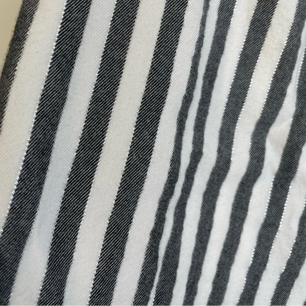 Victoria's Secret Gray White Silver Metallic Striped Pajama Set - Picture 16 of 16